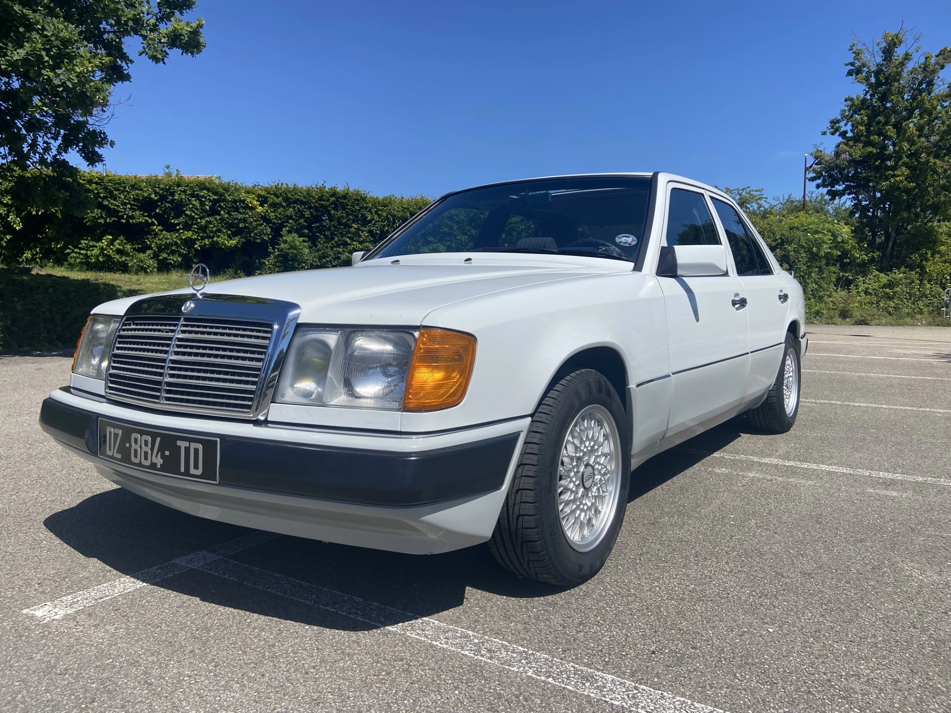 MERCEDES