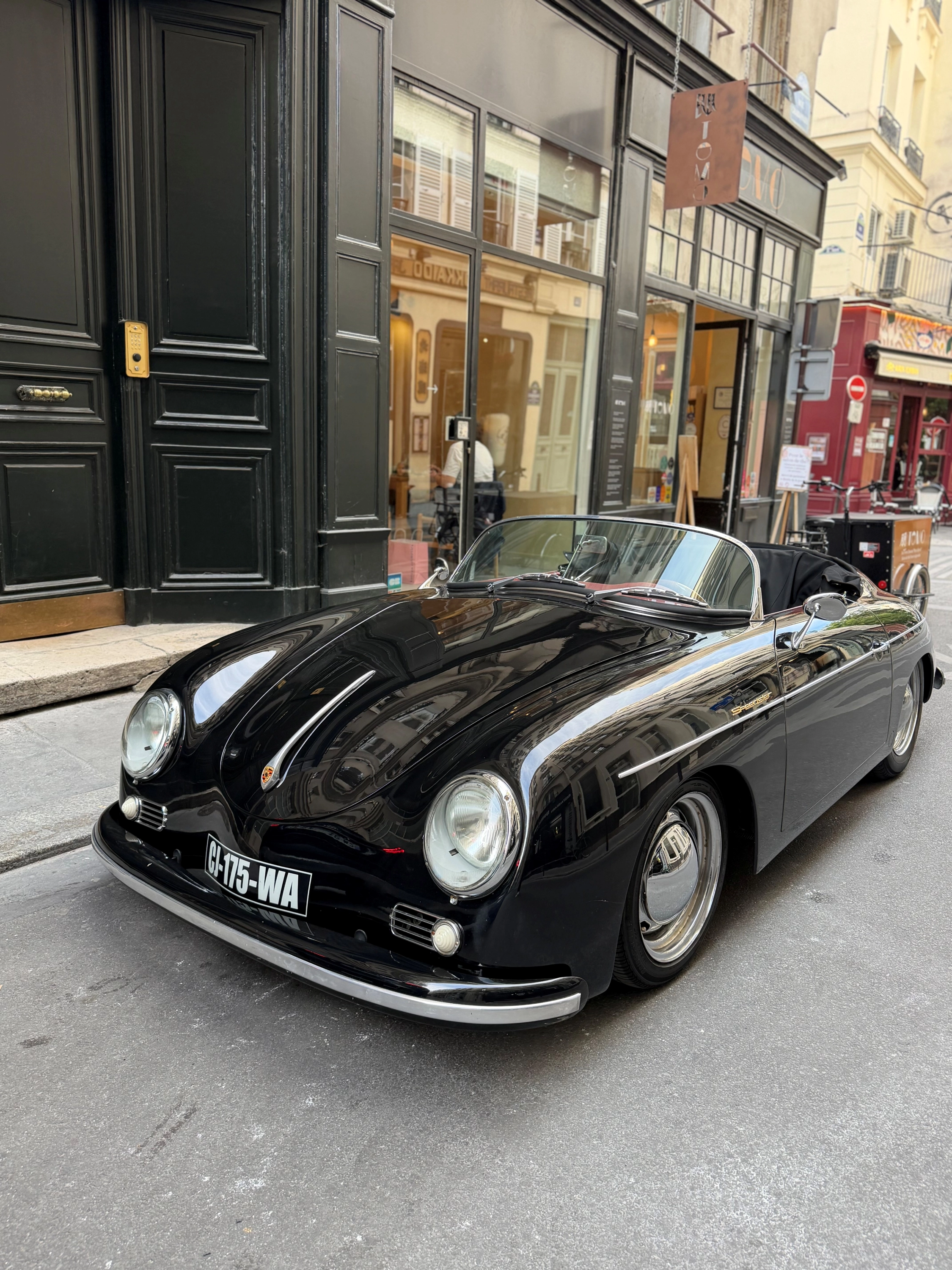 PORSCHE