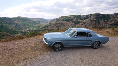 location FORD Mustang à Saint-Dionisy