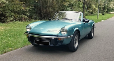 location TRIUMPH Spitfire 1500 FH à Wasquehal