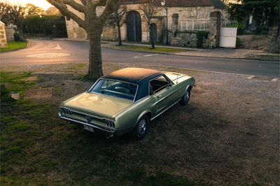 location FORD Mustang Coupé V8 à Saint-Ouen-l'Aumône