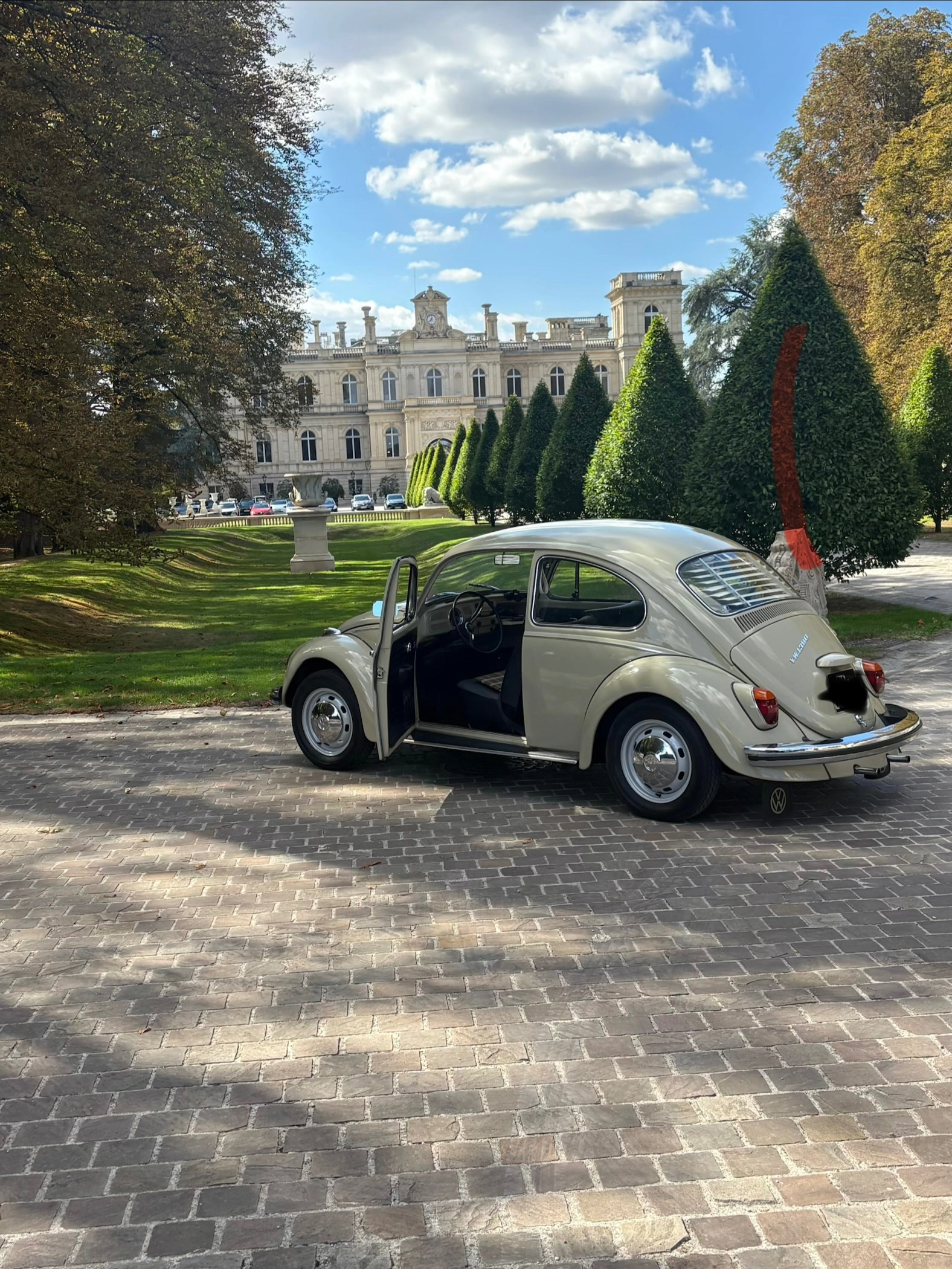 VOLKSWAGEN