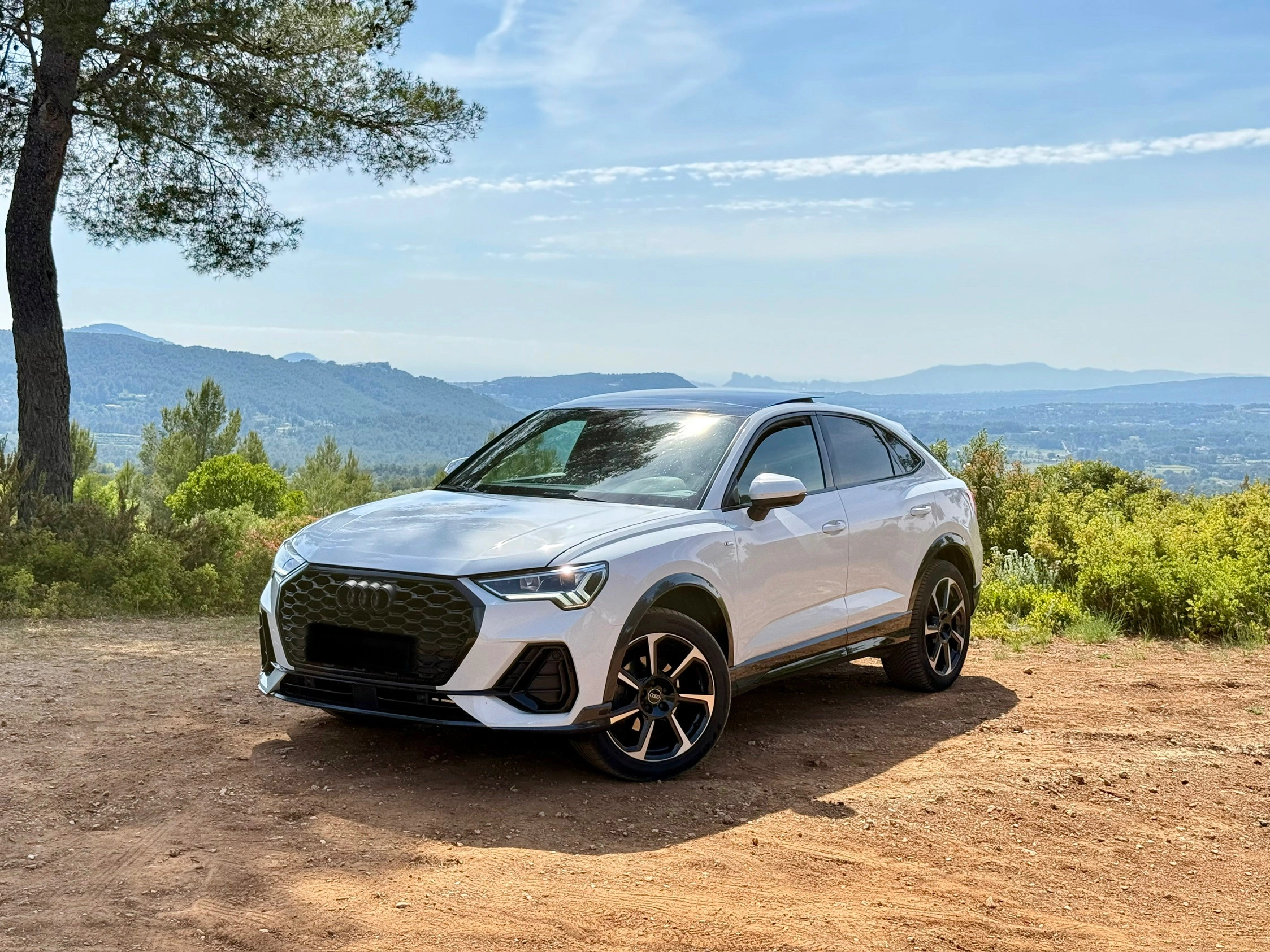AUDI