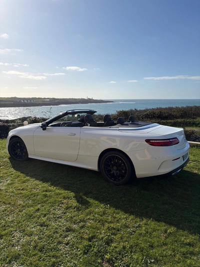 location MERCEDES CLASSE E à Lochrist