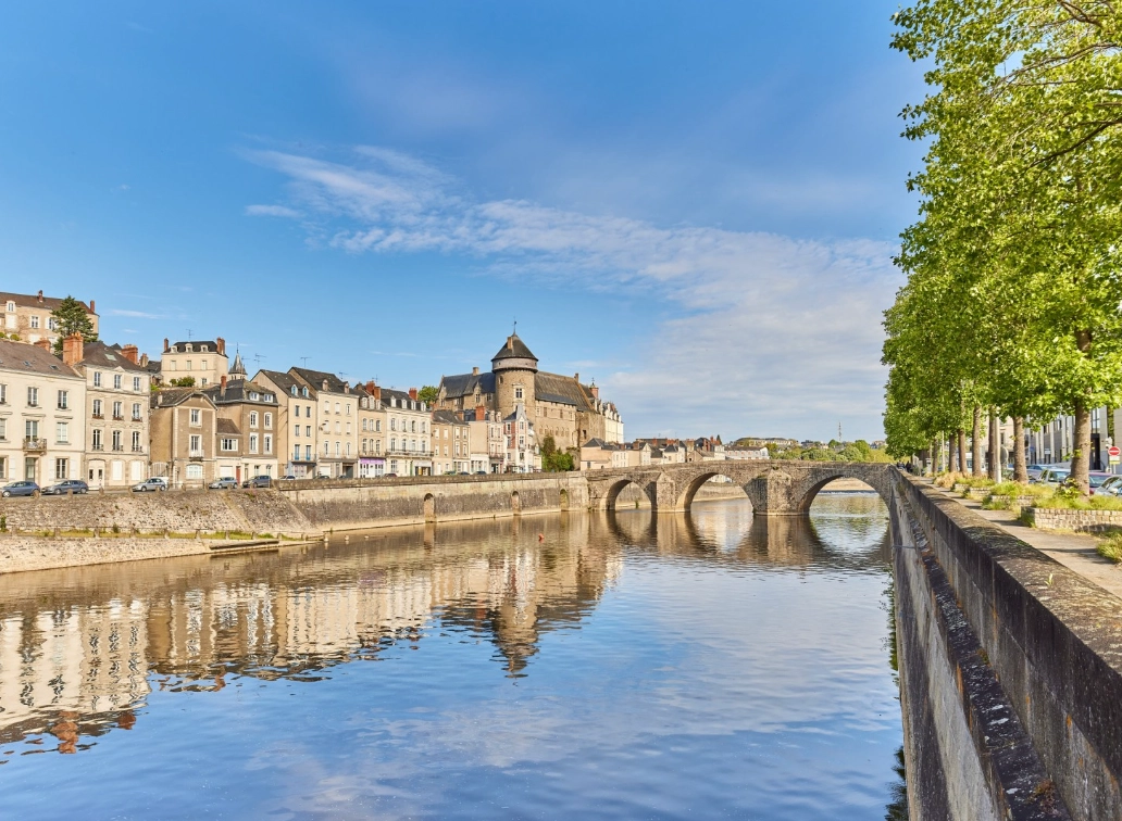 Location voiture ancienne Laval