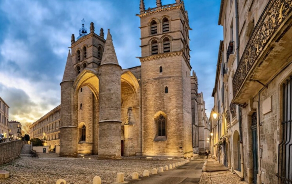 Location voiture ancienne Montpellier