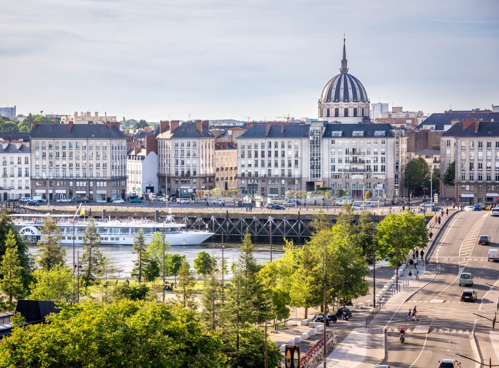 Location voiture ancienne Nantes