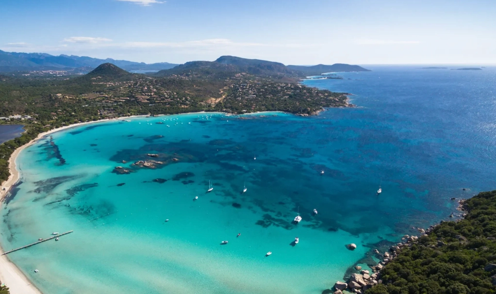 Location voiture ancienne Figari