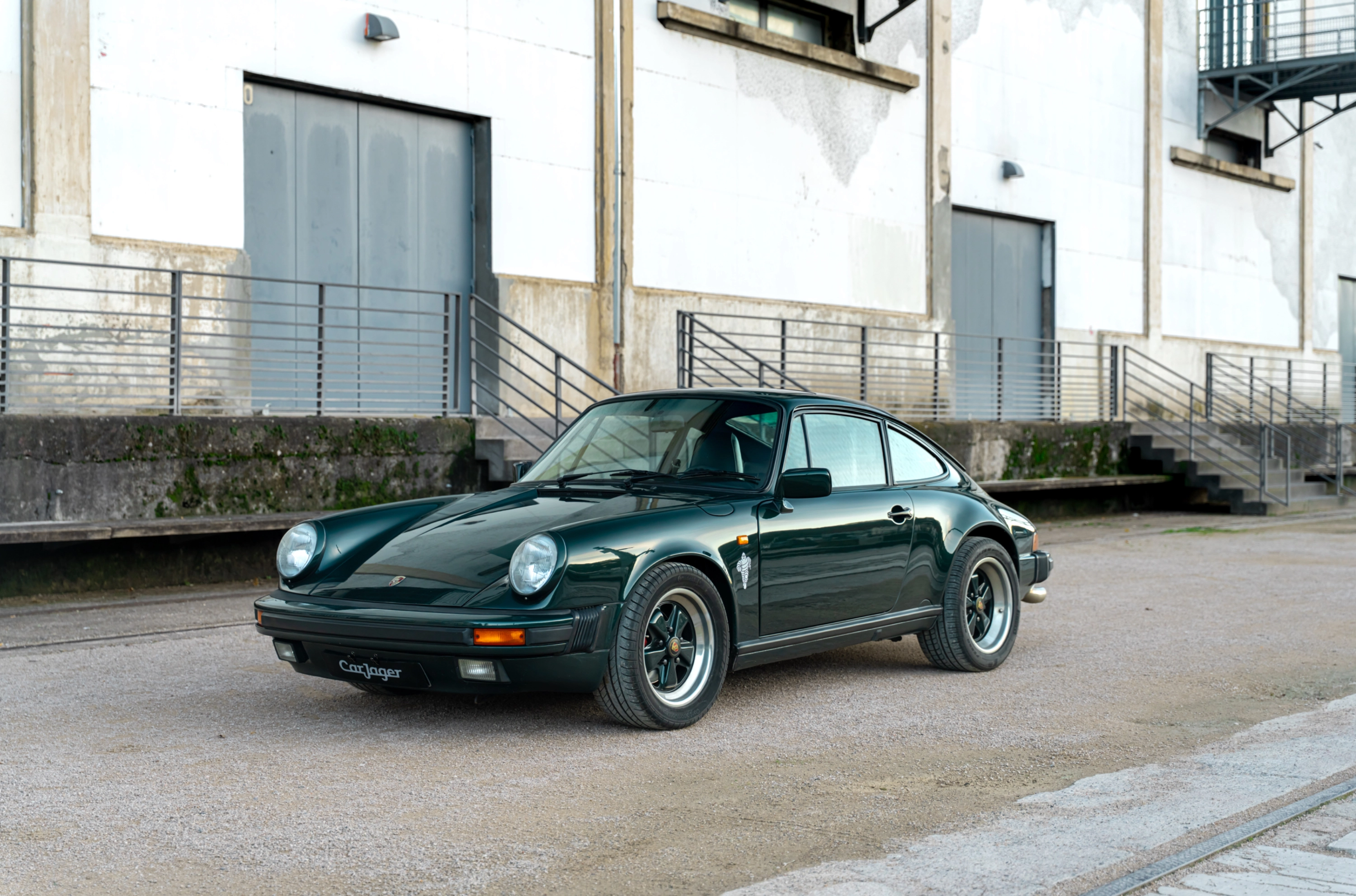 PORSCHE