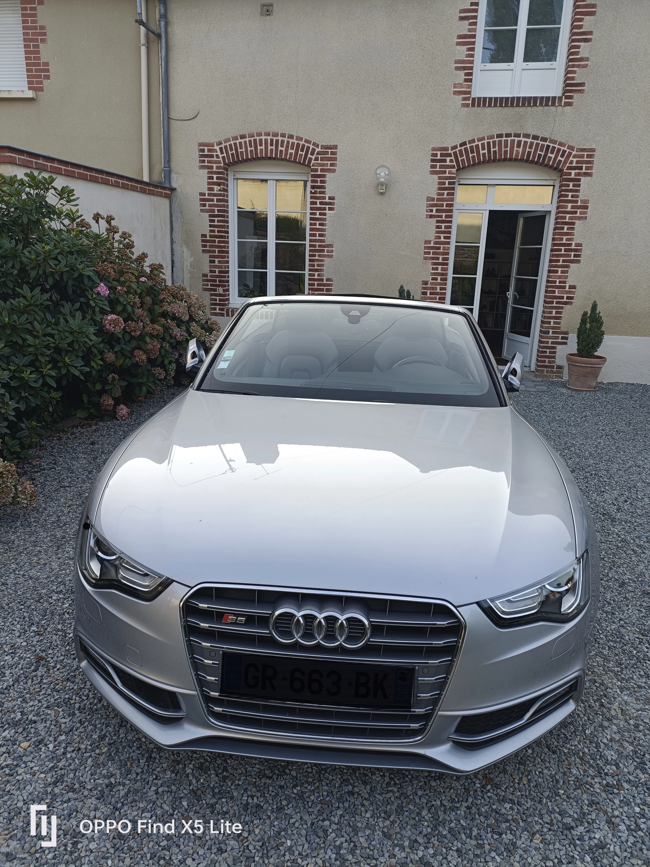 AUDI